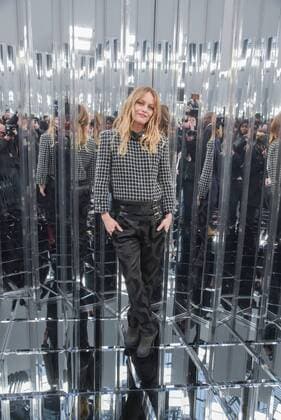 Paris Fashion Week - Prominente bei Chanel 215015 Serge Arnal Starface 2017-01-24 France Paris Fashion week. Defile Haute Couture Printemps ete 2017. CHANEL. People. Paradis, Vanessa  Copyright: xSergexArnalx xStarfacex STAR_215015_140