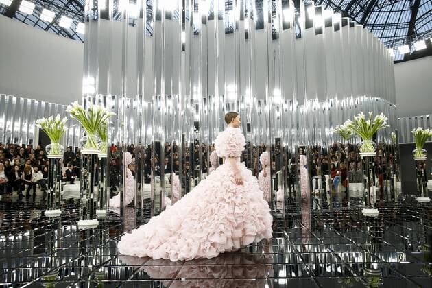 215021 Marineau Starface 2017-01-24 Paris France Paris Fashion week. Defile Haute Couture Printemps ete 2017. CHANEL. Paris Fashion week. Defile Haute Couture Spring Summer 2017. CHANEL. Chanel, Couture, spring-summer 2017 Paris, France Editorial use only Depp-Paradis, Lily Rose  Copyright: xMarineaux STAR_215021_099