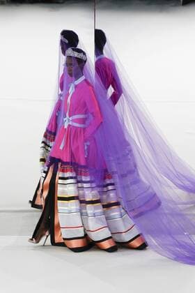 215029 Marineau Starface 2017-01-24 Paris France Paris Fashion week. Defile Haute Couture Printemps ete 2017 Alexis Mabille. Alexis Mabille Couture, spring-summer 2017 Paris, France Editorial use only _sans_perso  Copyright: xMarineaux STAR_215029_042