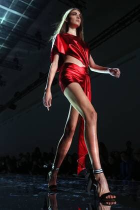 A model takes to the catwalk during the presentation of Alexandre Vauthier s show as part of the Fall-Winter 2017-18 fashion collections in Paris on January 24, 2017.  PAR20170123115 MAYAxVIDON-WHITE
