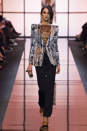 215042 Marineau Starface 2017-01-24 Paris France Paris Fashion week. Defile Haute Couture Printemps ete 2017. Giorgio Armani Prive. Armani Privé, spring-summer 2017 Paris, France Paris Fashion week. Defile Haute Couture Spring Summer 2017. Giorgio Armani Prive. Editorial use only _sans_perso  Copyright: xMarineaux STAR_215042_002