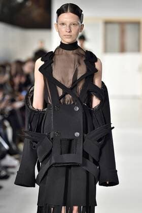 215057 Marineau Starface 2017-01-25 Paris France Paris Fashion week. Defile Haute Couture Printemps ete 2017. Maison Margiela. Paris Fashion week. Defile Haute Couture Spring Summer 2017 Maison Margiela Paris Haute Couture Spring Summer 2017 January 2017 Editorial use only _sans_perso  Copyright: xMarineaux STAR_215057_003