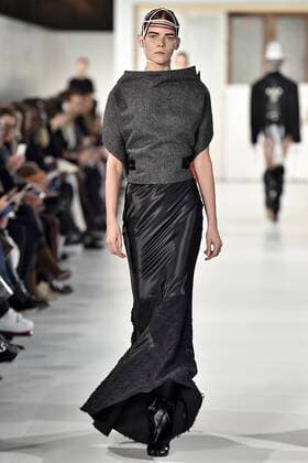 215057 Marineau Starface 2017-01-25 Paris France Paris Fashion week. Defile Haute Couture Printemps ete 2017. Maison Margiela. Paris Fashion week. Defile Haute Couture Spring Summer 2017 Maison Margiela Paris Haute Couture Spring Summer 2017 January 2017 Editorial use only _sans_perso  Copyright: xMarineaux STAR_215057_023