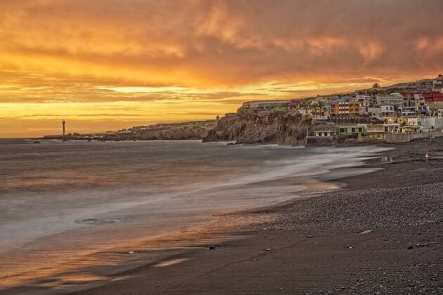 Schwarzer Lawastrand in Puerto Naos, La Palma, Kanarische Inseln, Spanien ,