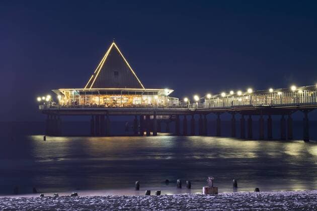 Germany, Usedom, Heringsdorf, pier at night  SIEF07214
