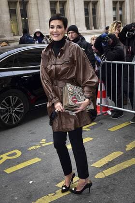 Cristina Cordula CELEBRITES : Ankunft Modenschau - JP Gaultier - Paris - 25 01 2017 JBAutissier Panoramic 