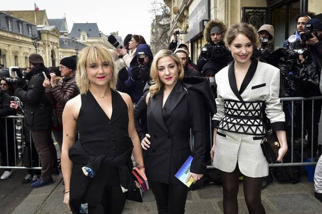 Berengere Krief - Marilou Berry - Deborah Francois CELEBRITES : Ankunft Modenschau - JP Gaultier - Paris - 25 01 2017 JBAutissier Panoramic 