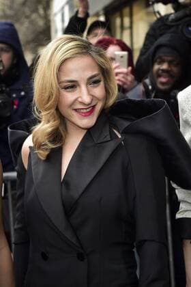 Marilou Berry CELEBRITES : Ankunft Modenschau - JP Gaultier - Paris - 25 01 2017 JBAutissier Panoramic 