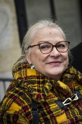 Josiane Balasko CELEBRITES : Ankunft Modenschau - JP Gaultier - Paris - 25 01 2017 JBAutissier Panoramic 