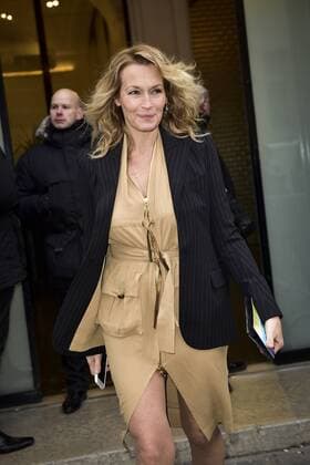 Estelle Lefebure CELEBRITES : Ankunft Modenschau - JP Gaultier - Paris - 25 01 2017 JBAutissier Panoramic 