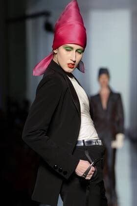 215071 Marineau Starface 2017-01-25 Paris France Paris Fashion week. Defile Haute Couture Printemps ete 2017. Jean Paul Gaultier. Paris Fashion week. Defile Haute Couture Spring Summer 2017. Jean Paul Gaultier. Jean Paul Gaultier , Couture, spring-summer 2017 Paris, France Editorial use only _sans_perso  Copyright: xMarineaux STAR_215071_002