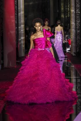 215073 Marineau Starface 2017-01-25 Paris France Paris Fashion week. Defile Haute Couture Printemps ete 2017. Zuhair Murad. Paris Fashion week. Defile Haute Couture Spring Summer 2017 Zuhair Murad. Zuhair Murad , Couture, spring-summer 2017 Paris, France Editorial use only _sans_perso  Copyright: xMarineaux STAR_215073_017