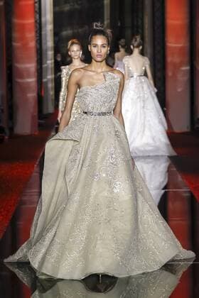 215073 Marineau Starface 2017-01-25 Paris France Paris Fashion week. Defile Haute Couture Printemps ete 2017. Zuhair Murad. Paris Fashion week. Defile Haute Couture Spring Summer 2017 Zuhair Murad. Zuhair Murad , Couture, spring-summer 2017 Paris, France Editorial use only _sans_perso  Copyright: xMarineaux STAR_215073_032