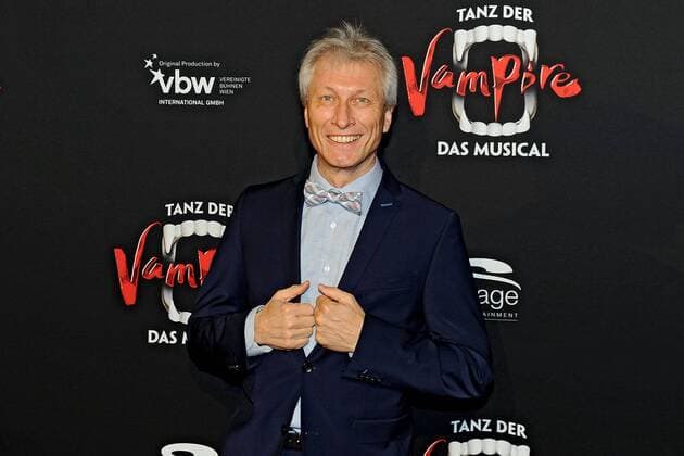Premiere: Tanz der Vampire - Das Musical . Norbert Schramm anläßlich der Premiere des Musicals Tanz der Vampire am 26.01.2017 im Stage Apollo Theater Stuttgart.
