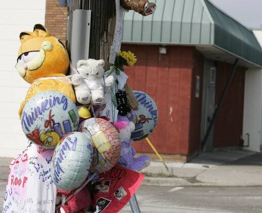 Apr 14, 2006; Detroit, MI, USA; A memorial sits outside of Club C.C.C. on April 14, 2006 for rapper Proof who was killed 11 April 2006 in that after hours night club in Detroit, Michigan. Proof, was Eminem s best man from his wedding and member of the rap group D12. Mandatory - ZUMAk12_ 20060414_rua_k12_608 Copyright: xKenxJamesx
