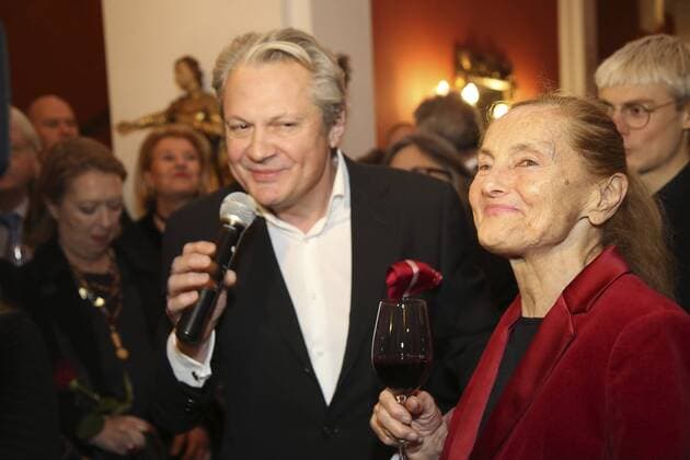 Herbert Föttinger und Erni Mangold bei der Premieren-Party des Theaterstücks Harold und Maude sowie der Geburtstagsfeier zum 90. Geburtstag von Erni Mangold im Hotel Regina.Wien, 26.01.2017 Foto:xF.xJ.xMorgenbesserx xFuturexImage