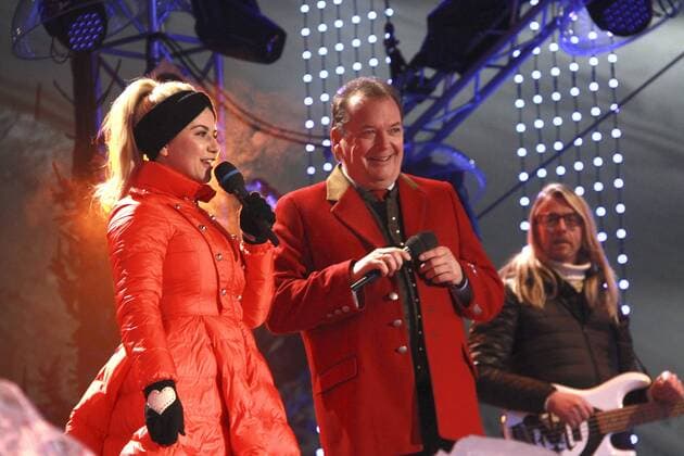 Beatrice Egli bei der Generalprobe vom Wenn die Musi spielt -Winter Open Air 2017 auf der Bühne bei der Talstation der Kaiserburgbahn. Bad Kleinkirchheim, 27.01.2017 Foto:xS.xNömerx xFuturexImage