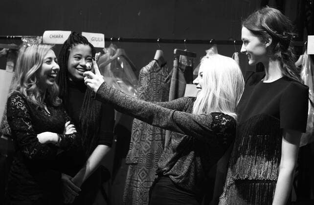 Fashion Week AltaRoma in Rom - Fotostory schwarz-weiß Jan 29, 2017 - Rome, Italy - Rome Fashion Week by AltaRoma AltaModa, last day with people, bloggers, guest, model, backstage and catwalk. Rome Italy - ZUMAi15_ 20170129_zaf_i15_031 Copyright: xEvandroxInettix