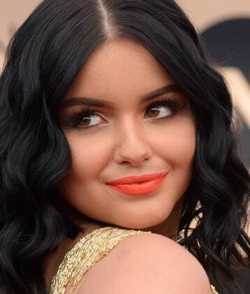 Actress Ariel Winter arrives for the the 23rd annual SAG Awards held at the Shrine Auditorium in Los Angeles on January 29, 2017. The Screen Actors Guild Awards will be broadcast live on TNT and TBS.  LAP20170129106 JIMxRUYMEN
