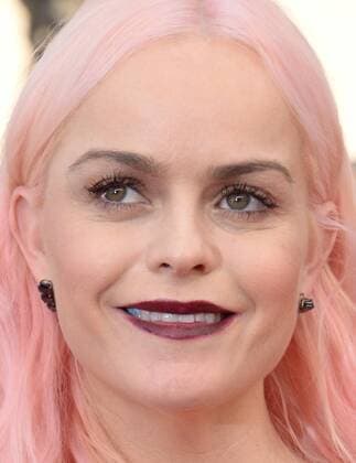 Actress Taryn Manning arrives for the the 23rd annual SAG Awards held at the Shrine Auditorium in Los Angeles on January 29, 2017. The Screen Actors Guild Awards will be broadcast live on TNT and TBS.  LAP20170129372 JIMxRUYMEN