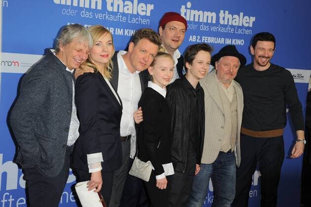 Nadja Uhl, Justus von Donanyi, Jule Hermann, Charly Huebner, Arved Friese, Axel Prahl, Oliver Berben, v.l.n.r. Ankunft, roter Teppich zur Kinderfilm Premiere Timm Thaler im Zoo Palast in Berlin, am 29.01.2016