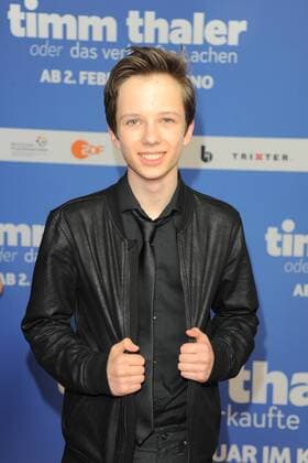 Arved Friese Ankunft, roter Teppich zur Kinderfilm Premiere Timm Thaler im Zoo Palast in Berlin, am 29.01.2016