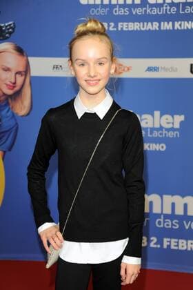 Jule Hermann Ankunft, roter Teppich zur Kinderfilm Premiere Timm Thaler im Zoo Palast in Berlin, am 29.01.2016