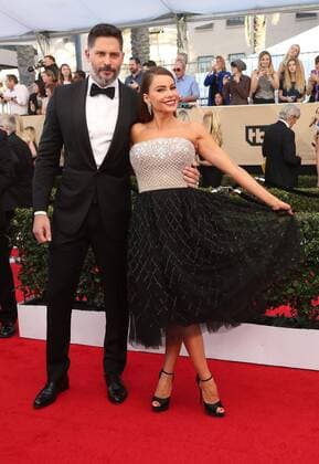 January 29, 2017 - Los Angeles, California, U.S. - JOE MANGANIELLO and SOFIA VERGARA during red carpet arrivals for the 23rd Annual Screen Actors Guild Awards, held at The Shrine Expo Hall. Los Angeles U.S. - ZUMAa123 20170129_zaa_a123_385 Copyright: xF.xSadoux