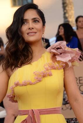 Actress Salma Hayek arrives for the the 23rd annual SAG Awards held at the Shrine Auditorium in Los Angeles on January 29, 2017. The Screen Actors Guild Awards will be broadcast live on TNT and TBS.  LAP201701293017 JIMxRUYMEN