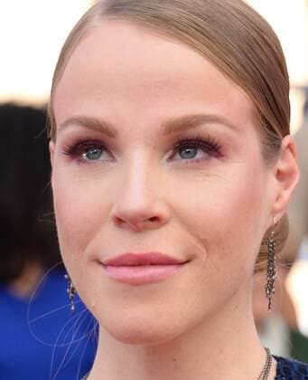 Actress Emma Myles arrives for the 23rd annual SAG Awards held at the Shrine Auditorium in Los Angeles on January 29, 2017. The Screen Actors Guild Awards will be broadcast live on TNT and TBS.  LAP20170129811 JIMxRUYMEN