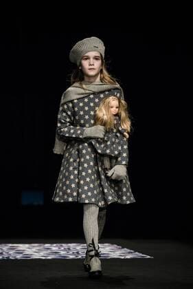 January 30, 2017 - Barcelona, Catalonia, Spain - A model walks the runway at the CND by Condor fashion show presenting the new Art Gallery collection during 080 Barcelona Fashion Week Barcelona Spain - ZUMAo105 20170130_zap_o105_057 Copyright: xMatthiasxOesterlex