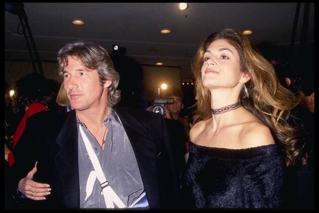 RICHARD GERE and his wife CINDY CRAWFORD attend the premiere of Sommersby held on February 2, 1993 at Bruin Theatre in Beverly Hills, CA. ( - Hutchins 1993) ZUMA Press Los Angeles USA - ZUMAm96_ 76830999st Copyright: xMichelsonx