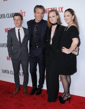 February 1, 2017 - Hollywood, CA, United States - 01 February 2017 - Hollywood, California - Skyler Gisondo, Timothy Olyphant, Liv Newson, Drew Barrymore. Premiere Of Netflix s Santa Clarita Diet held at ArcLight Cinemas Cinerama Dome. Photo Credit: AdMedia Hollywood United States - ZUMAa123 20170201_zaa_a123_089 Copyright: xBirdiexThompsonx