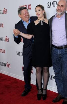 February 1, 2017 - Hollywood, CA, United States - 01 February 2017 - Hollywood, California - Ted Sarandos, Drew Barrymore. Premiere Of Netflix s Santa Clarita Diet held at ArcLight Cinemas Cinerama Dome. Photo Credit: AdMedia Hollywood United States - ZUMAa123 20170201_zaa_a123_095 Copyright: xBirdiexThompsonx