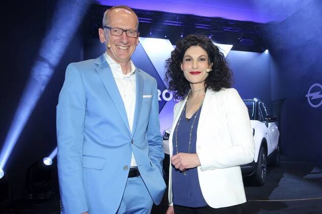 Karl-Thomas Neumann und Tina Müller bei der Opel Kalender Vernissage Georgia & Grumpy - Not impressed by Wonderland im Kraftwerk Berlin. Berlin, 01.02.2017 Foto:xS.xSchrapsx xFuturexImage