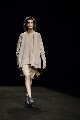 080 Barcelona Fashion Week - Lebor Gabala Modenschau February 2, 2017 - Barcelona, Catalonia, Spain - A model walks the runway at the Lebor Gabala fashion show presenting the new Autumn Winter 2017 collection during 080 Barcelona Fashion Week Barcelona Spain - ZUMAo105 20170202_zap_o105_181 Copyright: xMatthiasxOesterlex