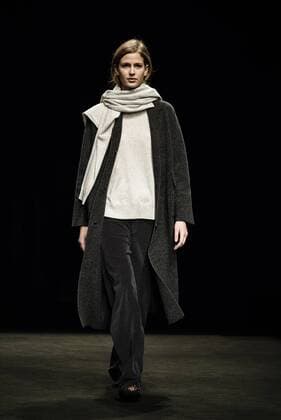 080 Barcelona Fashion Week - Lebor Gabala Modenschau February 2, 2017 - Barcelona, Catalonia, Spain - A model walks the runway at the Lebor Gabala fashion show presenting the new Autumn Winter 2017 collection during 080 Barcelona Fashion Week Barcelona Spain - ZUMAo105 20170202_zap_o105_198 Copyright: xMatthiasxOesterlex