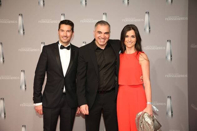 Stefan Gödde, Aiman Abdallah und seine Ehefrau Petra bei der Verleihung Deutscher Fernsehpreis am 02.02.17 in Düsseldorf Deutscher Fernsehpreis Verleihung 2017 in Duesseldorf 
