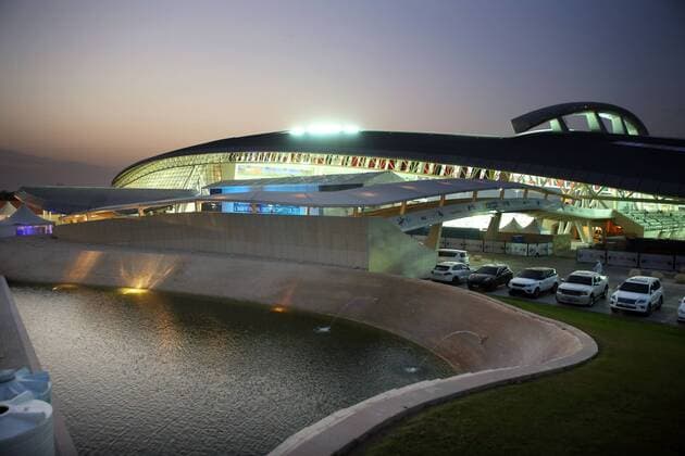 04.03.2015, Doha, Katar, QAT - Reitstadion Al Shaqab am Abend. (Pferdesport, Reitsport, Sport, Daemmerung, Blaue Stunde, Abend, abends, Station, Anlage, Ansicht, Reitstadion, Al Shaqab, Dämmerung) 262D040315DOHA.JPG