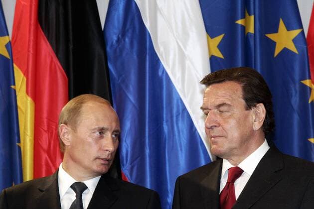 Sep 08, 2005 - Berlin, GERMANY - The former Chancellor of Germany, GERHARD SCHROEDER and the President of Russia, VLADIMIR PUTIN, were strong advocates of the pipeline project during the negotiation phase. The agreement to build the pipeline was signed two weeks before the German parliamentary election. On 24 October 2005, just a few weeks before Schröder stepped down as a Chancellor, the German government guaranteed a credit of 1 billion euros for the Nord Stream pipeline project. Soon after leaving the post of Chancellor of Germany, Gerhard Schröder agreed to head the shareholders committee of the Nord Stream AG. This has been widely described by German and international media as a scandalous conflict of interest. - ZUMAkg1_ 20050908_olc_k98_411 Copyright: xJochenxZickx