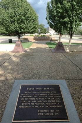 Sept. 13, 2005 - U.S. - KRT TRAVEL STORY SLUGGED: UST-LUBBOCK KRT PHOTOGRAPH BY MILTON ADAMS FORT WORTH STAR-TELEGRAM (DALLAS OUT) (October 9) The Buddy Holly Statue stands in Buddy Holly Plaza, near the Lubbock Memorial Civic Center in Lubbock, Texas. It is the focal point of the Walk of Fame which honors West Texas musicians. (cdm) 2005 - ZUMAm67_ 20050913_baf_m67_131 Copyright: xMiltonxAdamsx