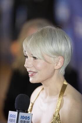 Michelle Williams attends the Cinema Vanguard Award during the 32nd Santa Barbara International Film Festival at the Arlington Theatre on February 5, 2017 in Santa Barbara, California. USA - 2017 - 32nd Santa Barbara International Film Festival - Cinema Vanguard - Arrivals  Copyright: xMichaelxWeinsteinx