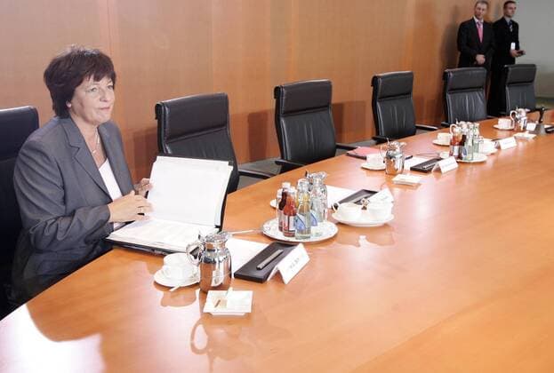 Sep 21, 2005 - Berlin, GERMANY - Beginning of the working session in the cabinet of Gerhard Schroeder. PICTURED: Minister of Health and Social Affairs ULLA SCHMIDT. The Cabinet of Germany is the chief executive body of the Federal Republic of Germany. It consists of the Chancellor and the cabinet ministers. - ZUMAkg1_ 20050921_olc_k98_906 Copyright: xJochenxZickx