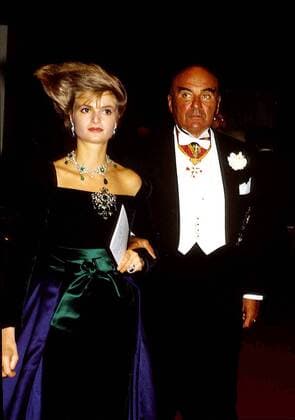 July 26, 2005 - PRINCESS GLORIA VON THURN UND TAXIS WITH PRINCE JOHANNES VON THURN UND TAXIS AT THE TWENTY-SIXTH ANNUAL BALL IN THE OPERA HOUSE HONORING GERMAN CONTRIBUTION TO OPERA 4-1986. 14041.Â - ZUMAg49_ 20050726_gaf_g49_031 Copyright: xDougxVannx