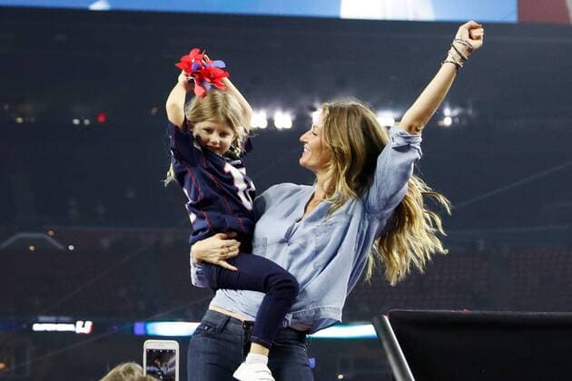 Gisele Bundchen (R) holds her daughter Vivian Lake Brady as she celebrates her husband Tom Brady s win over the Atlanta Falcons in Super Bowl LI at NRG Stadium in Houston Texas on February 5, 2017. The Patriots defeated the Falcons 34-28 for their fifth Super Bowl title  imago 27114929 imagoxsportfotodienst