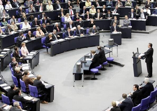 Jul 01, 2005 - Berlin, GERMANY - The German Federal Chancellor can propose a Motion of Confidence to the Bundestag. Chancellor Gerhard Schroeder lost on purpose in order to ask President Horst Koehler to dissolve the Bundestag. The alleged reason was a crisis of confidence in his labour and welfare reform programmes within his own SPD party. Most observers doubt that Schröder would have had the ability to keep his very slim majority in line until the regular election in late 2006. As a result of 2005 early federal election the participating parties (SPD and the CDU CSU) would form a Grand Coalition with Angela Merkel as Chancellor. PICTURED: German Chancellor GERHARD SCHROEDER holding a speech. - ZUMAkg1_ 20050701_olc_k98_240 Copyright: xJochenxZickx