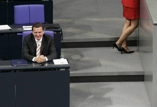 Jul 01, 2005 - Berlin, GERMANY - The German Federal Chancellor can propose a Motion of Confidence to the Bundestag. Chancellor Gerhard Schroeder lost on purpose in order to ask President Horst Koehler to dissolve the Bundestag. The alleged reason was a crisis of confidence in his labour and welfare reform programmes within his own SPD party. Most observers doubt that Schröder would have had the ability to keep his very slim majority in line until the regular election in late 2006. As a result of 2005 early federal election the participating parties (SPD and the CDU CSU) would form a Grand Coalition with Angela Merkel as Chancellor. PICTURED: German Chancellor GERHARD SCHROEDER. - ZUMAkg1_ 20050701_olc_k98_246 Copyright: xJochenxZickx