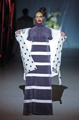 February 7, 2017 - Kiev, Ukraine - A model presents a creation by Ukrainian designer ALEXEY ZALEVSKIY , during the Ukrainian Fashion Week in Kiev, Ukraine, on 07 February 2017. The fashion event presents Fall Winter 2017 18 collections by Ukrainian and International designers from 4 to 8 February. Kiev Ukraine - ZUMAg194 20170207_zap_g194_011 Copyright: xSergxGlovnyx