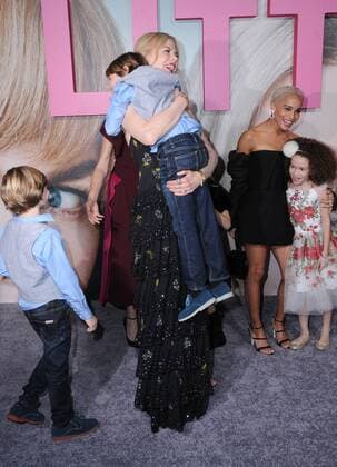 February 7, 2017 - Hollywood, CA, United States - 07 February 2017 - Hollywood, California - Cameron Crovetti, Nicole Kidman, Nicholas Crovetti. Los Angeles Premiere of HBO s limited series Big Little Lies held at the TCL Chinese 6 Theater. Photo Credit: AdMedia Hollywood United States - ZUMAa123 20170207_zaa_a123_220 Copyright: xBirdiexThompsonx