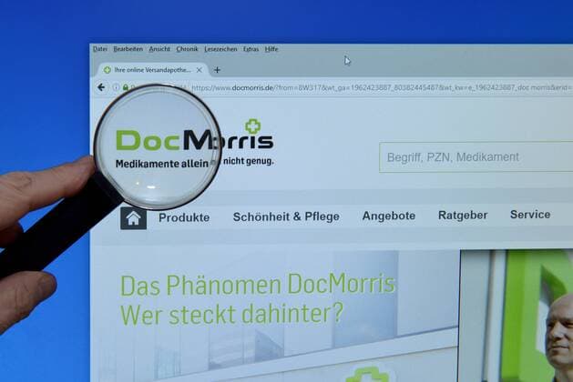 docmorris.de, website, Bildschirm, Lupe docmorris.de website Bildschirm Lupe